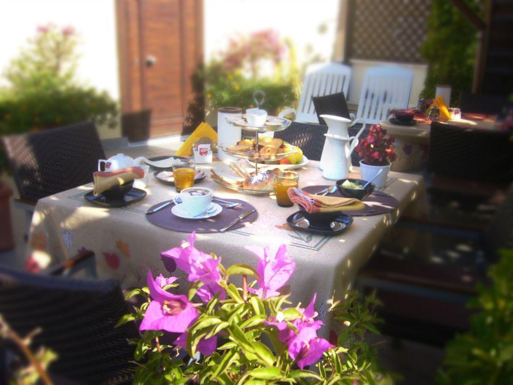 Magi House Relais Aparthotel Соренто Екстериор снимка