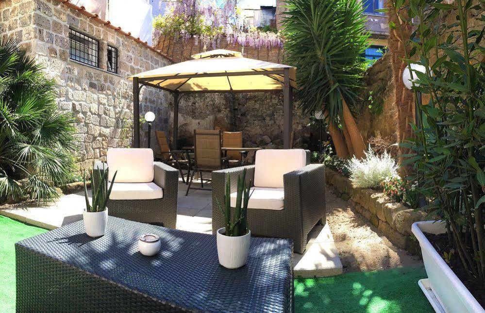 Magi House Relais Aparthotel Соренто Екстериор снимка