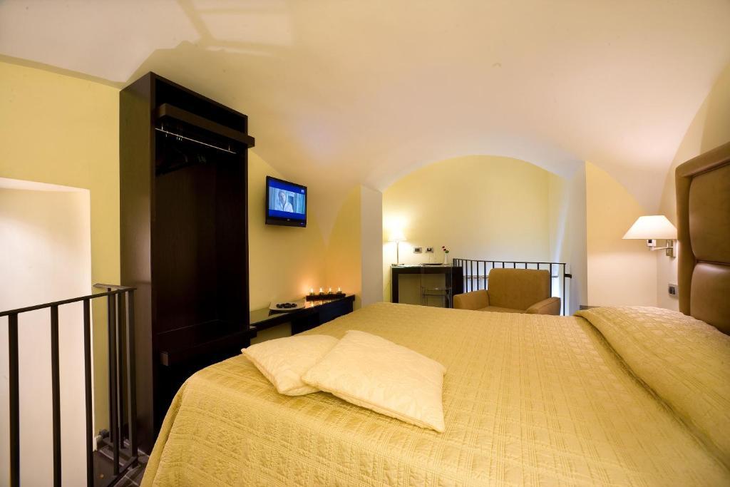 Magi House Relais Aparthotel Соренто Екстериор снимка